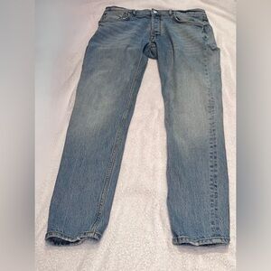 Zara jeans distressed at the feet. (See photos). Size 34